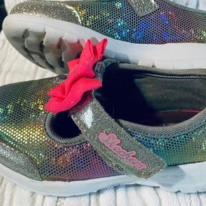 Sketchers Sparkle Bitty Bow Sneaker